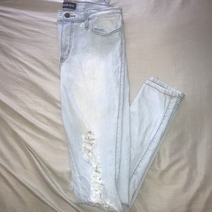 Fashionova jeans